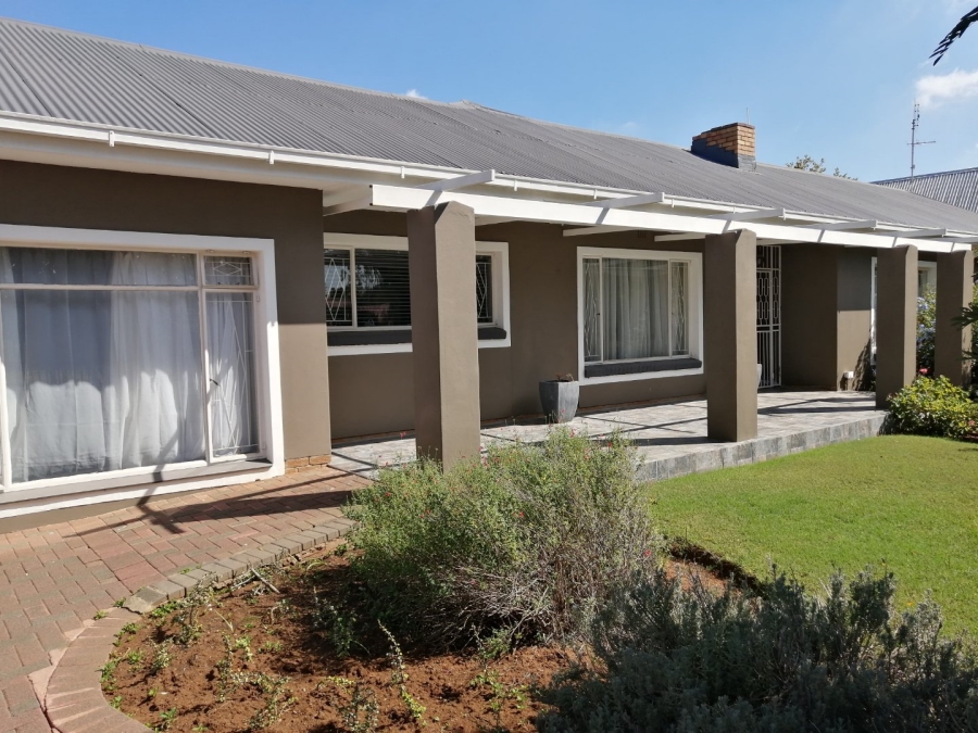 4 Bedroom Property for Sale in Universitas Free State